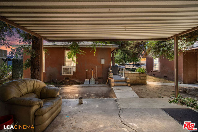 Image 12 of 32 For 1120 Roberts Lane