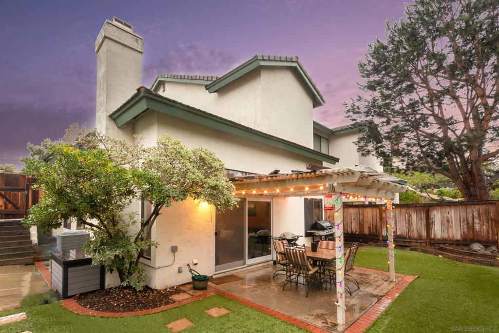 10667 Matinal Cir