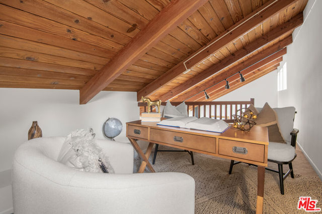 1639 Oak Drive, Topanga CA: https://media.crmls.org/mediaz/629b7d65-831a-47f5-ab55-b489683f5db3.jpg