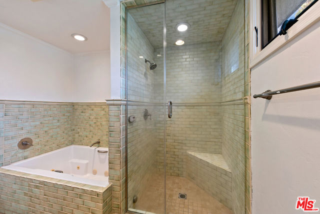 30630 Morning View Drive, Malibu CA: https://media.crmls.org/mediaz/629b922b-863a-4c89-9601-ba241d4a8e02.jpg