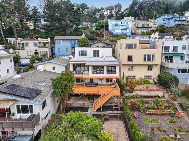 72 Cresta Vista Drive, San Francisco CA: https://media.crmls.org/mediaz/629bec22-0d67-4e85-a352-3654ef4dc27c.jpg