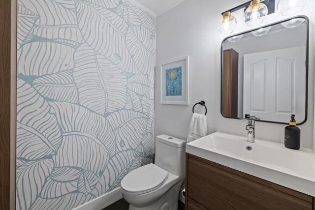 17920 Berta Canyon Road, Salinas CA: https://media.crmls.org/mediaz/629c22fa-3438-41d8-b95a-b7f01e211746.jpg