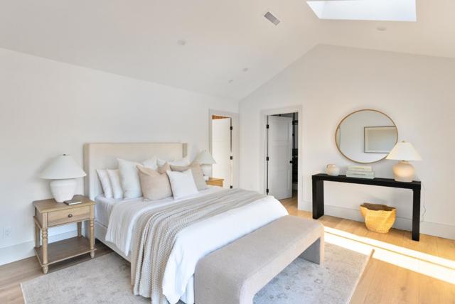 3240 N Main Street, Soquel CA: https://media.crmls.org/mediaz/629d0b1e-58de-4c2e-b307-07aeb33b332d.jpg