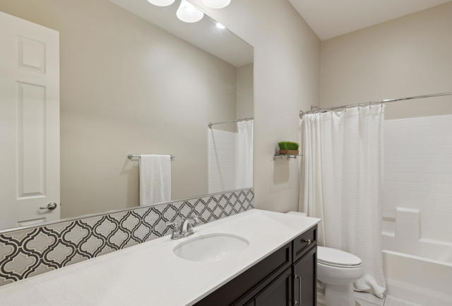 Image 22 of 63 For 84994 Bedero Court