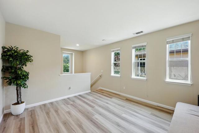 670 Woodland Terrace, San Jose CA: https://media.crmls.org/mediaz/629d737c-f559-4920-8105-f4b4c3371722.jpg