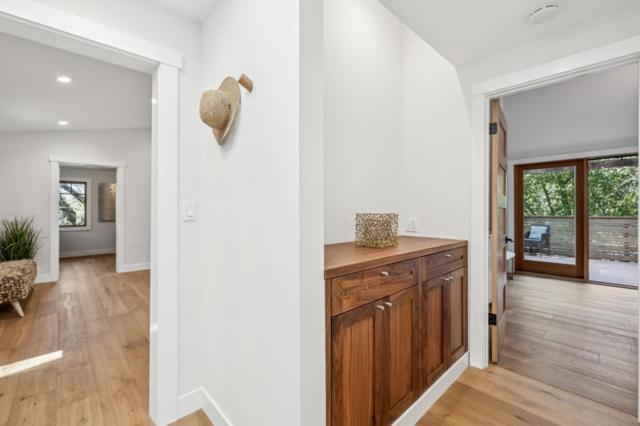 1023 Los Trancos Road, Portola Valley CA: https://media.crmls.org/mediaz/629e8e3e-0239-47c6-af33-50ce63c57650.jpg