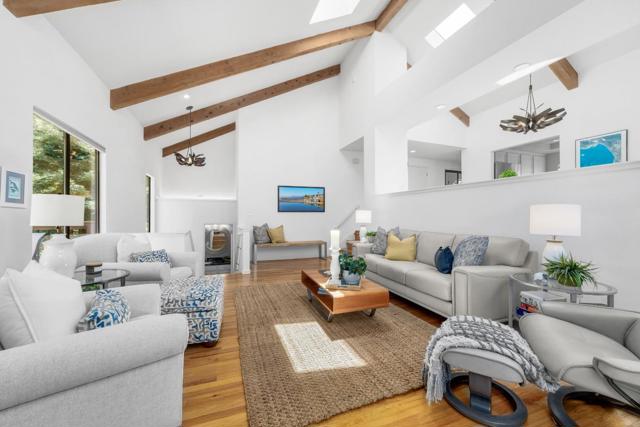271 Dry Creek Road, Aptos CA: https://media.crmls.org/mediaz/629e9d7a-61ef-4603-b11a-17bdc2026b09.jpg