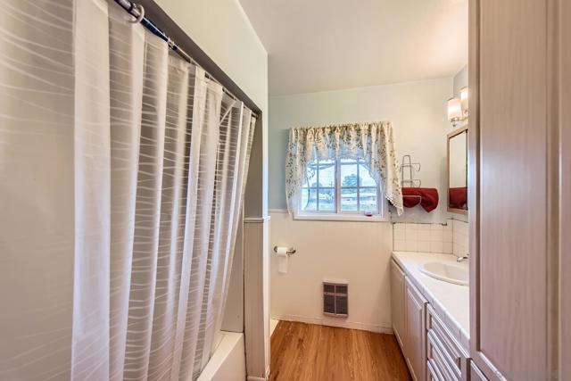 2535 Corona St, Lemon Grove CA: https://media.crmls.org/mediaz/629ea18d-a61e-4ec8-8951-db438e498a80.jpg