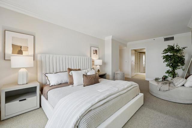 555 Laurel Avenue, San Mateo CA: https://media.crmls.org/mediaz/629f52e6-3fa4-444c-87b1-1452b71e84eb.jpg