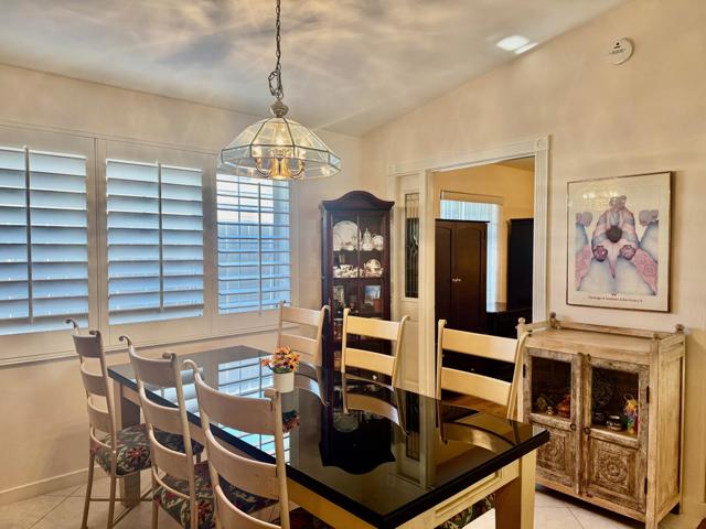 81641 Avenue 48, Indio CA: https://media.crmls.org/mediaz/629f801e-11d1-4b79-97ed-9f99bb2049cc.jpg