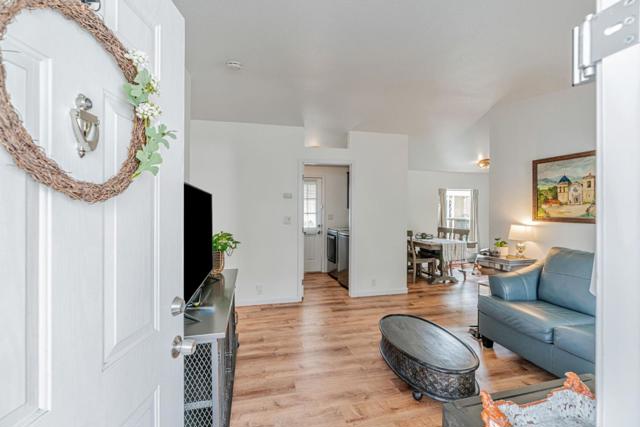 356 Reservation Road, Marina CA: https://media.crmls.org/mediaz/629f930e-7f71-4125-9f21-93c257244cd4.jpg