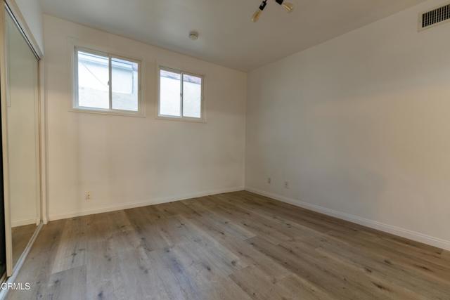 1412 Norton Avenue, Glendale CA: https://media.crmls.org/mediaz/62a06275-816e-4686-b62e-7793b7bfd3e5.jpg