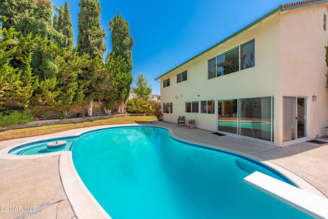 1589 N Alva Circle, Simi Valley CA: https://media.crmls.org/mediaz/62a083a8-539b-4195-86da-2afcf683bdf8.jpg