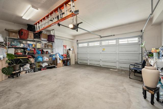 4111 Massachusetts Ave, La Mesa CA: https://media.crmls.org/mediaz/62a15ad8-6a8b-4e46-989d-acda6bda798e.jpg