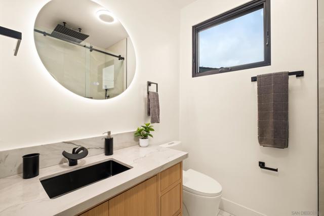 1531 33 Lieta St, San Diego CA: https://media.crmls.org/mediaz/62a1b76c-5281-44cb-8d27-050c360256f3.jpg