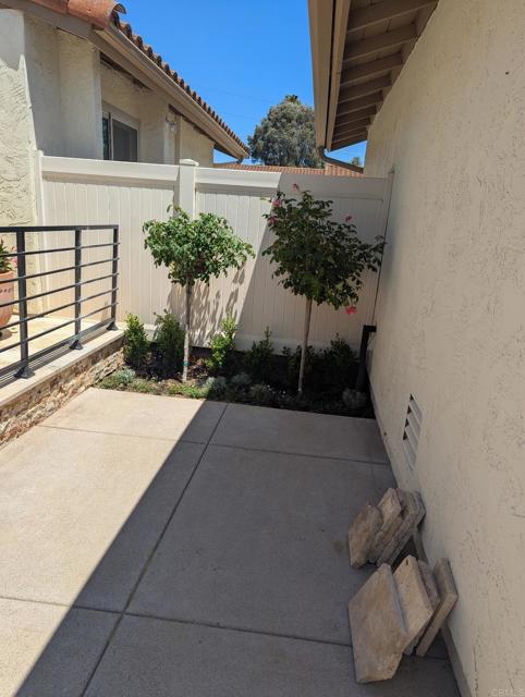 Detail Gallery Image 15 of 19 For 346 Abington Rd, Encinitas,  CA 92024 - 2 Beds | 2 Baths