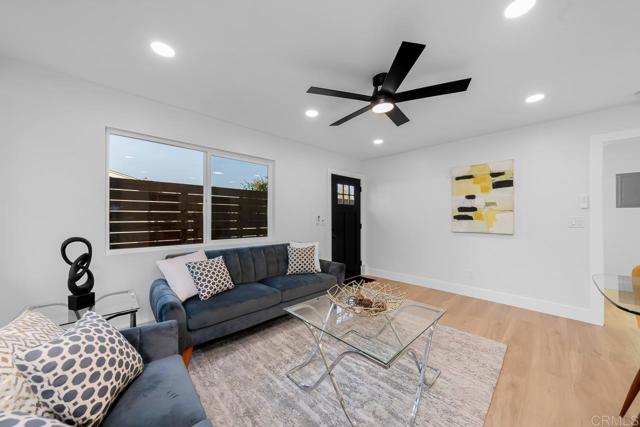 Image 30 of 42 For 7118 Stanford Ave.