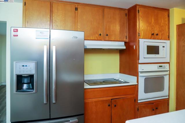 4295 N Archie Avenue, Fresno CA: https://media.crmls.org/mediaz/62a5579a-fcb6-4436-846b-4dc3c006f38c.jpg