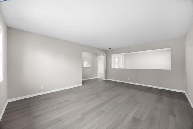 4580 Theresa Ave, Fremont CA: https://media.crmls.org/mediaz/62a59f1c-5d1c-4f84-b8cf-0c4318c83eb3.jpg