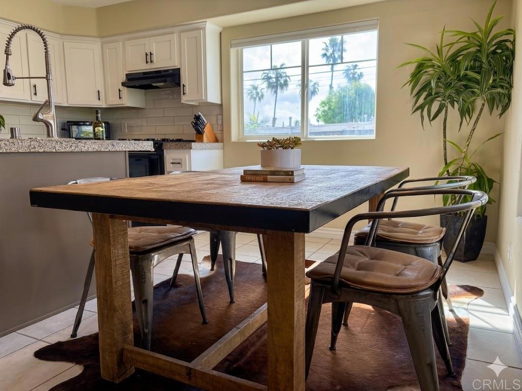 1147 Hornblend Street - photo 9