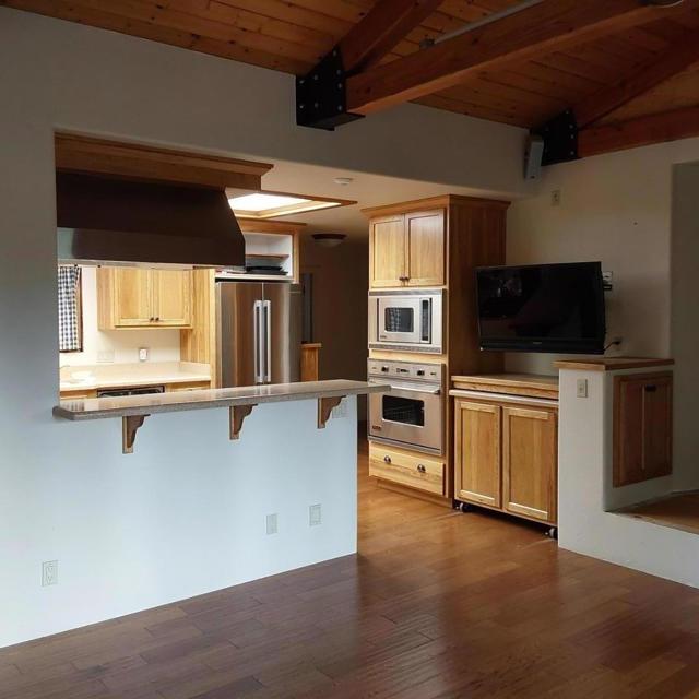 5051 Arctic Lane, Somerset CA: https://media.crmls.org/mediaz/62a636b5-7255-4e86-9dc5-3dbea8ab963c.jpg