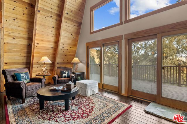 2222 Gimmewald Place, Pine Mountain Club CA: https://media.crmls.org/mediaz/62a6abf4-e11a-4aa0-ad66-983ed1b43a3f.jpg