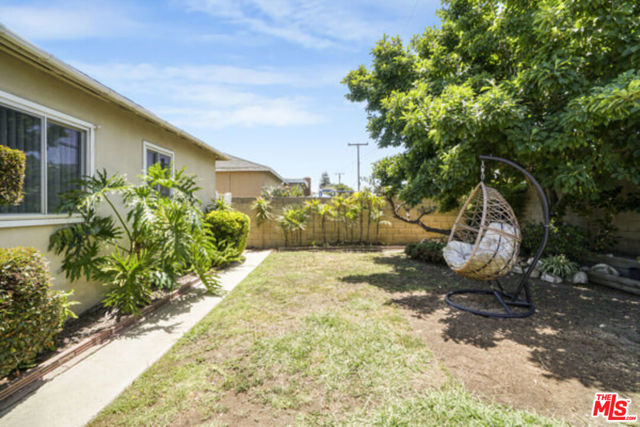 17031 Wilton Place, Torrance CA: https://media.crmls.org/mediaz/62a6febc-5d4a-48f0-b835-6f931f74045b.jpg