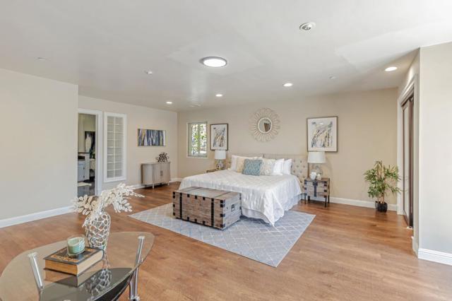 3119 Oak Knoll Drive, Redwood City CA: https://media.crmls.org/mediaz/62a7639f-d55e-463c-b5df-00dd7c0e8235.jpg