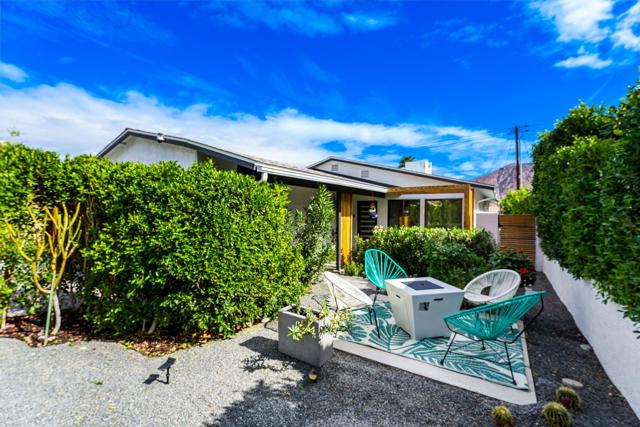53640 Avenida Rubio, La Quinta CA: https://media.crmls.org/mediaz/62a7cbd9-4454-4dab-a349-3db627007889.jpg