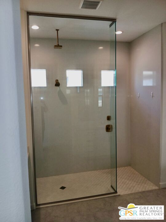 69 Zinfandel, Rancho Mirage CA: https://media.crmls.org/mediaz/62a809d6-01eb-464c-82c8-97da98d2b738.jpg