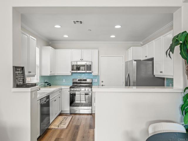 Detail Gallery Image 15 of 44 For 780 Anchor Cove, San Diego,  CA 92154 - 2 Beds | 2 Baths