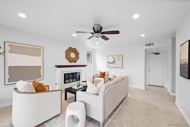 11479 Grassy Trail Dr, San Diego CA: https://media.crmls.org/mediaz/62a85964-564e-4325-9fcd-29ce359eec82.jpg