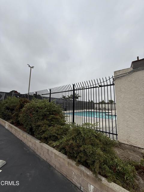 1840 #2 Lookout Drive, Oxnard CA: https://media.crmls.org/mediaz/62a873ba-6ec5-4aec-8d0f-5840ba360ab7.jpg