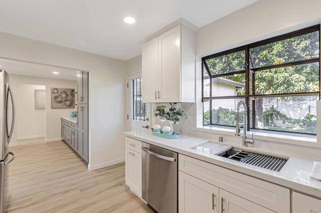 1382 Keoncrest Avenue, San Jose CA: https://media.crmls.org/mediaz/62ab27b9-8410-43d5-8724-45740e936dbe.jpg
