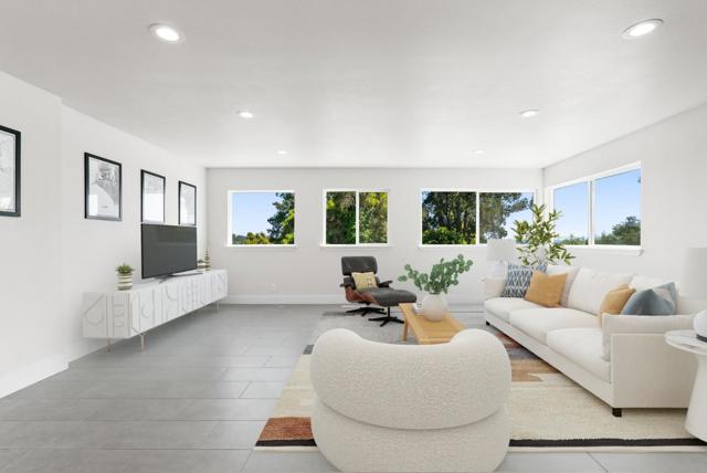 532 Moonrise Lane, Aptos CA: https://media.crmls.org/mediaz/62ace87e-a2de-4321-b500-5ac8a26e7498.jpg