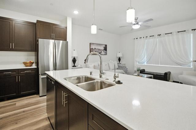 Detail Gallery Image 6 of 37 For 332 Seedling Way, Fallbrook,  CA 92028 - 3 Beds | 2/1 Baths
