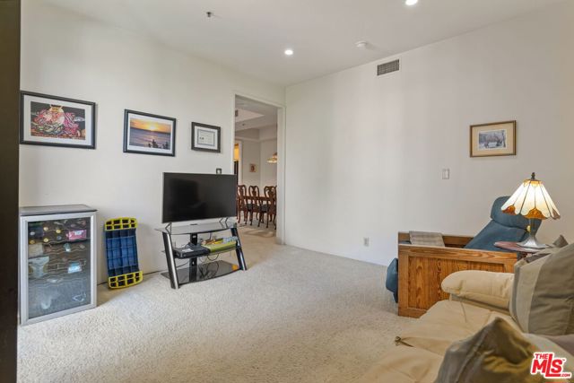 2102 Century Park Lane, Los Angeles CA: https://media.crmls.org/mediaz/62ad61b3-84c4-4cd1-bf69-545a303200d1.jpg