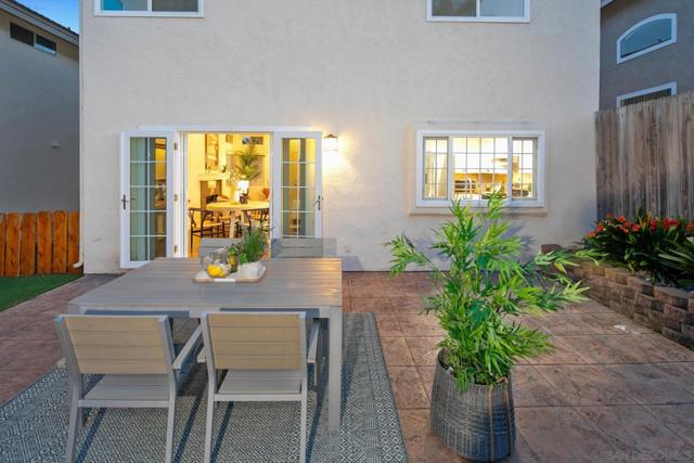 1614 Wesley Way, Vista CA: https://media.crmls.org/mediaz/62ae6834-caa1-4a5f-aecc-7b04b236a255.jpg