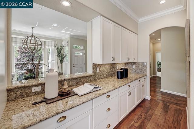 Image 22 of 55 For 2886 Saklan Indian Dr