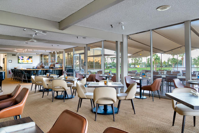 172 Desert Lakes Drive, Palm Springs CA: https://media.crmls.org/mediaz/62af7e97-2b58-4304-9677-1409cacc7d88.jpg