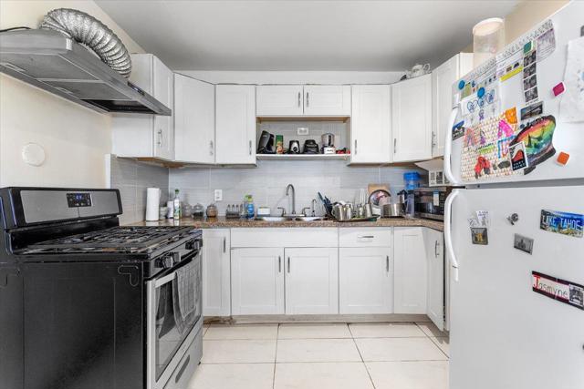 33834 9th Street, Union City CA: https://media.crmls.org/mediaz/62af8795-33fd-4e5c-b9c7-1ea1519829c6.jpg