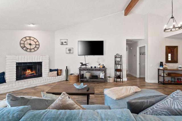 72815 Tampico Drive, Palm Desert CA: https://media.crmls.org/mediaz/62af9d22-3a95-44d7-bfab-db6cf7a39052.jpg