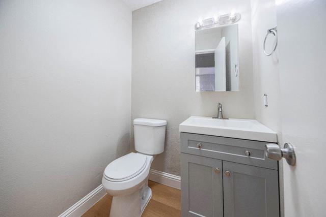 918 Acosta Plaza, Salinas CA: https://media.crmls.org/mediaz/62afc2c7-a4d1-4c9e-8517-94c6f143a852.jpg