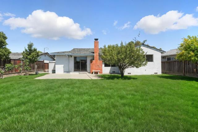 5911 Snell Avenue, San Jose CA: https://media.crmls.org/mediaz/62b05626-3f9c-486a-bbe6-5c7d8ac765ee.jpg