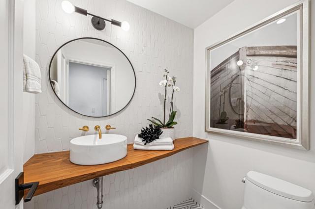 822 Mesa Court, Palo Alto CA: https://media.crmls.org/mediaz/62b06076-406b-4284-bddf-a85e955d5606.jpg