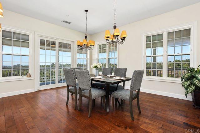 1101 York Dr., Vista CA: https://media.crmls.org/mediaz/62b165a4-9d64-47ee-b4da-410f5979bd69.jpg