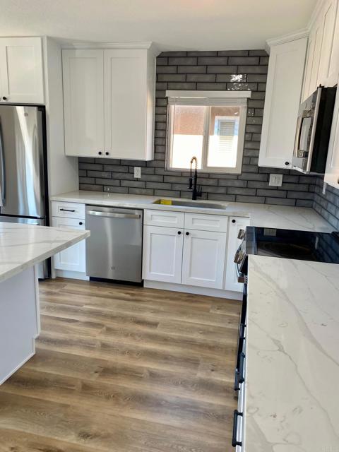 Detail Gallery Image 21 of 23 For 390 N 1st St #18,  El Cajon,  CA 92021 - 3 Beds | 2 Baths