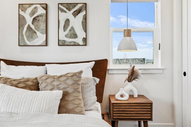 138 Skyline Vista Way, Watsonville CA: https://media.crmls.org/mediaz/62b29f90-e5ef-44d1-acb6-caf14f9dbd79.jpg