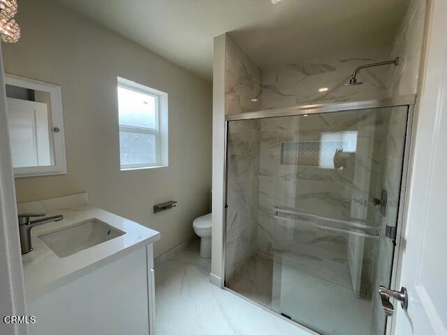 Detail Gallery Image 6 of 9 For 716 Encino Pl a,  Santa Paula,  CA 93060 - 2 Beds | 2 Baths
