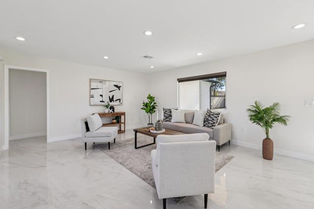 Detail Gallery Image 5 of 75 For 1573 E Madison Ave, El Cajon,  CA 92019 - 4 Beds | 3 Baths